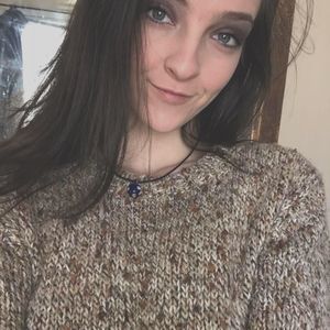 Meet your Posher, Cassie